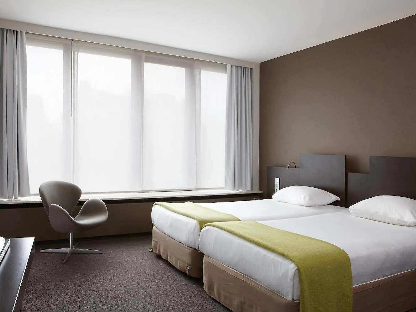 Nh Amsterdam Caransa Hotel