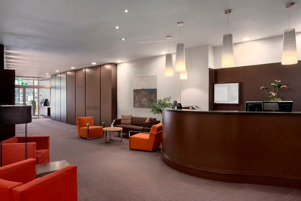 Hotel Nh Amsterdam Caransa 4*,